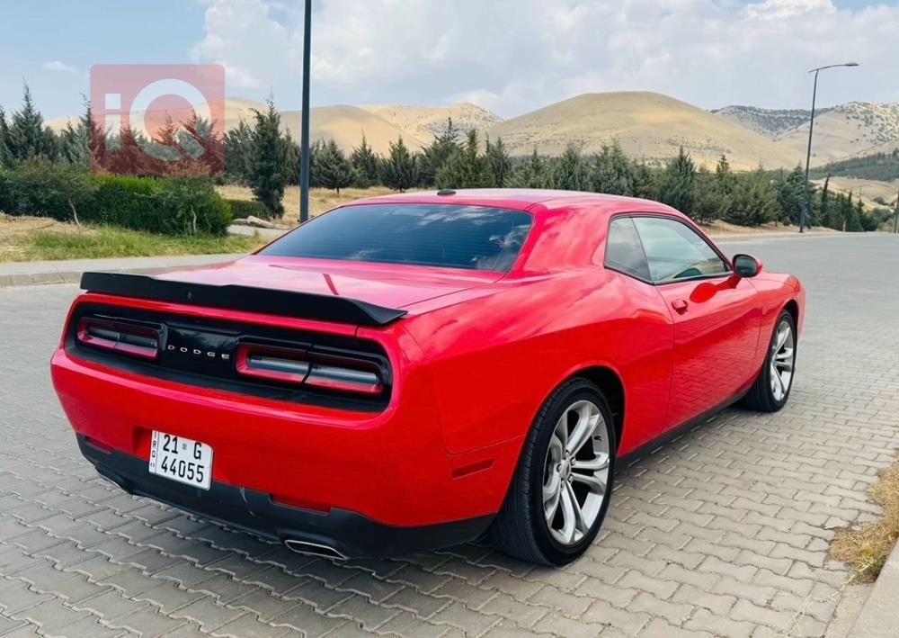 Dodge Challenger
